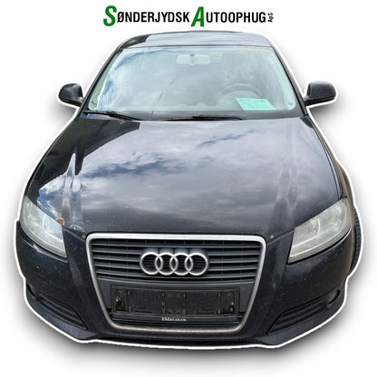 Audi A3 8P Pluk-Selv-Bil Med OEM Nr. Ophugger Fra Audi Ophugger
