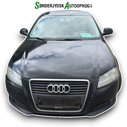 Audi A3 8P Pluk-Selv-Bil Med OEM Nr. Ophugger Fra Audi Ophugger