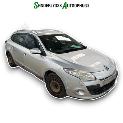 Renault Megane 3 Pluk-Selv-Bil Med OEM Nr. Ophugger Fra Renault Ophugger