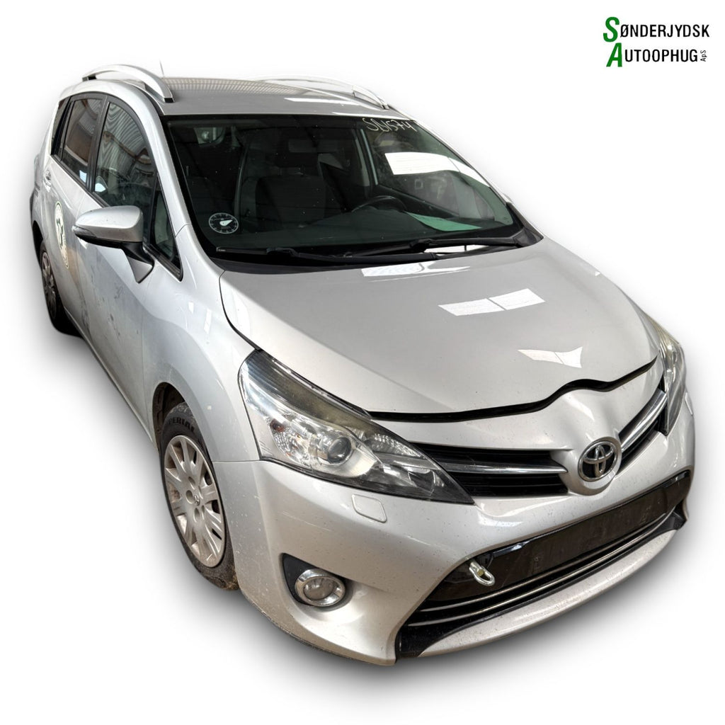 Toyota Verso Pluk-Selv-Bil Med OEM Nr. Ophugger Fra Toyota Ophugger