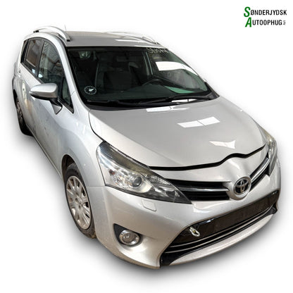Toyota Verso-S Pluk-Selv-Bil Med OEM Nr. Ophugger Fra Toyota Ophugger