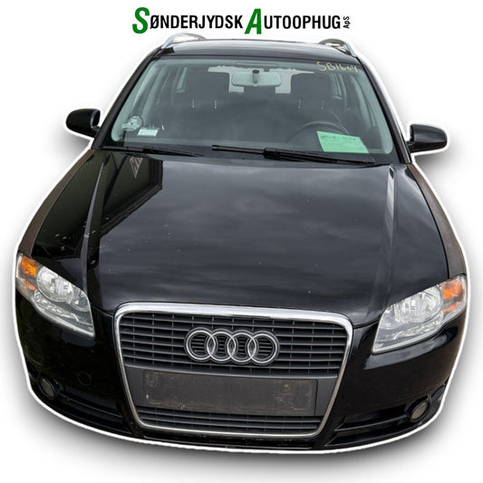 Audi A4 8E/8H Pluk-Selv-Bil Med OEM Nr. Ophugger Fra Audi Ophugger