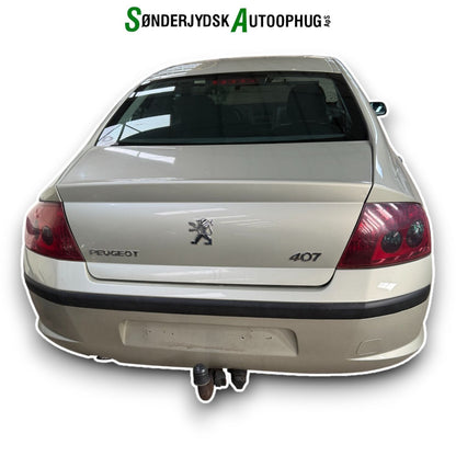 Peugeot 407 Pluk-Selv-Bil Med OEM Nr. Ophugger Fra Peugeot Ophugger