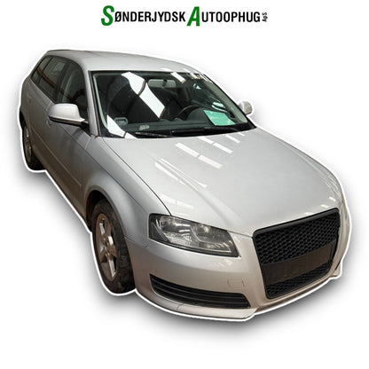 Audi A3 Pluk-Selv-Bil Med OEM Nr. Ophugger Fra Audi Ophugger