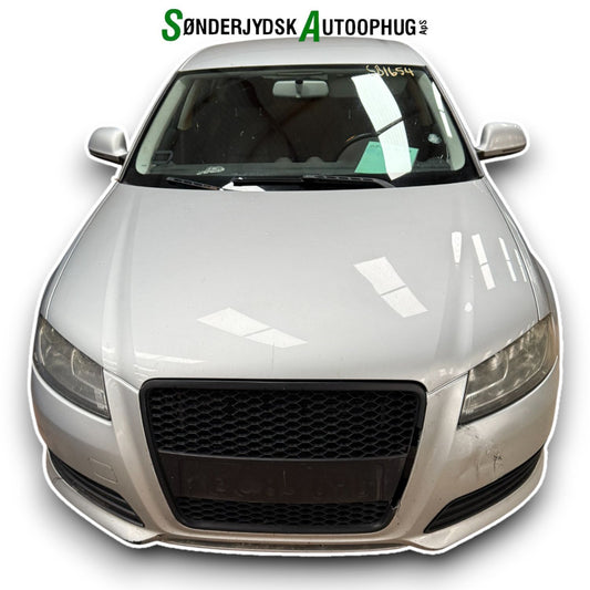 Audi A3 Pluk-Selv-Bil Med OEM Nr. Ophugger Fra Audi Ophugger