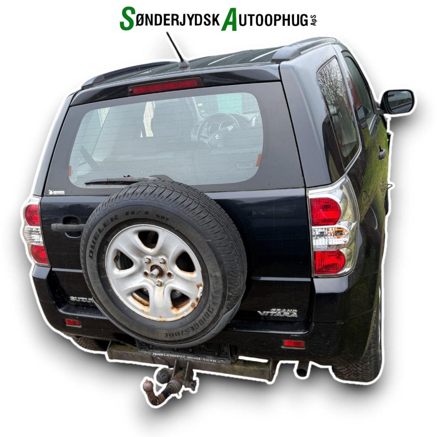 Suzuki Grand Vitara Pluk-Selv-Bil Med OEM Nr. Ophugger Fra Suzuki Ophugger