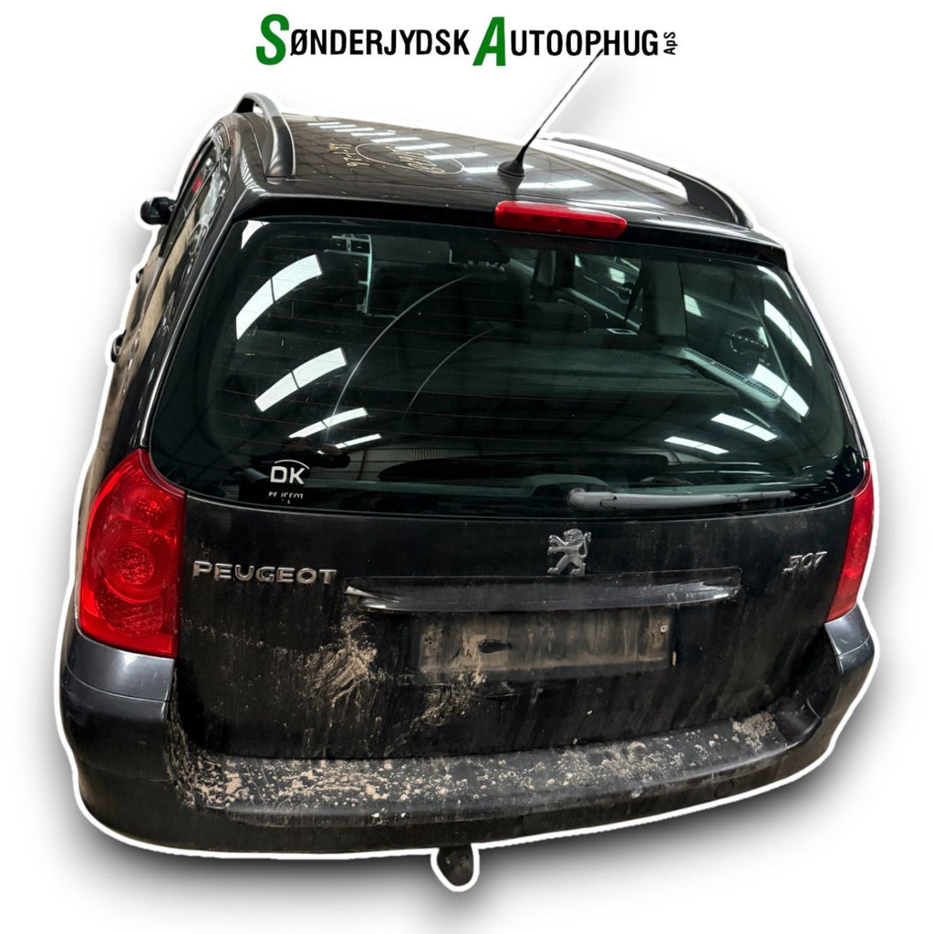 Peugeot 307 Pluk-Selv-Bil Med OEM Nr. Ophugger Fra Peugeot Ophugger