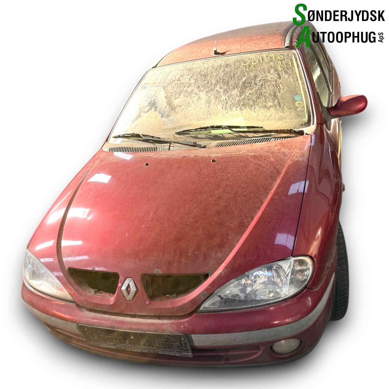 Renault Megane Pluk-Selv-Bil Med OEM Nr. Ophugger Fra Renault Ophugger