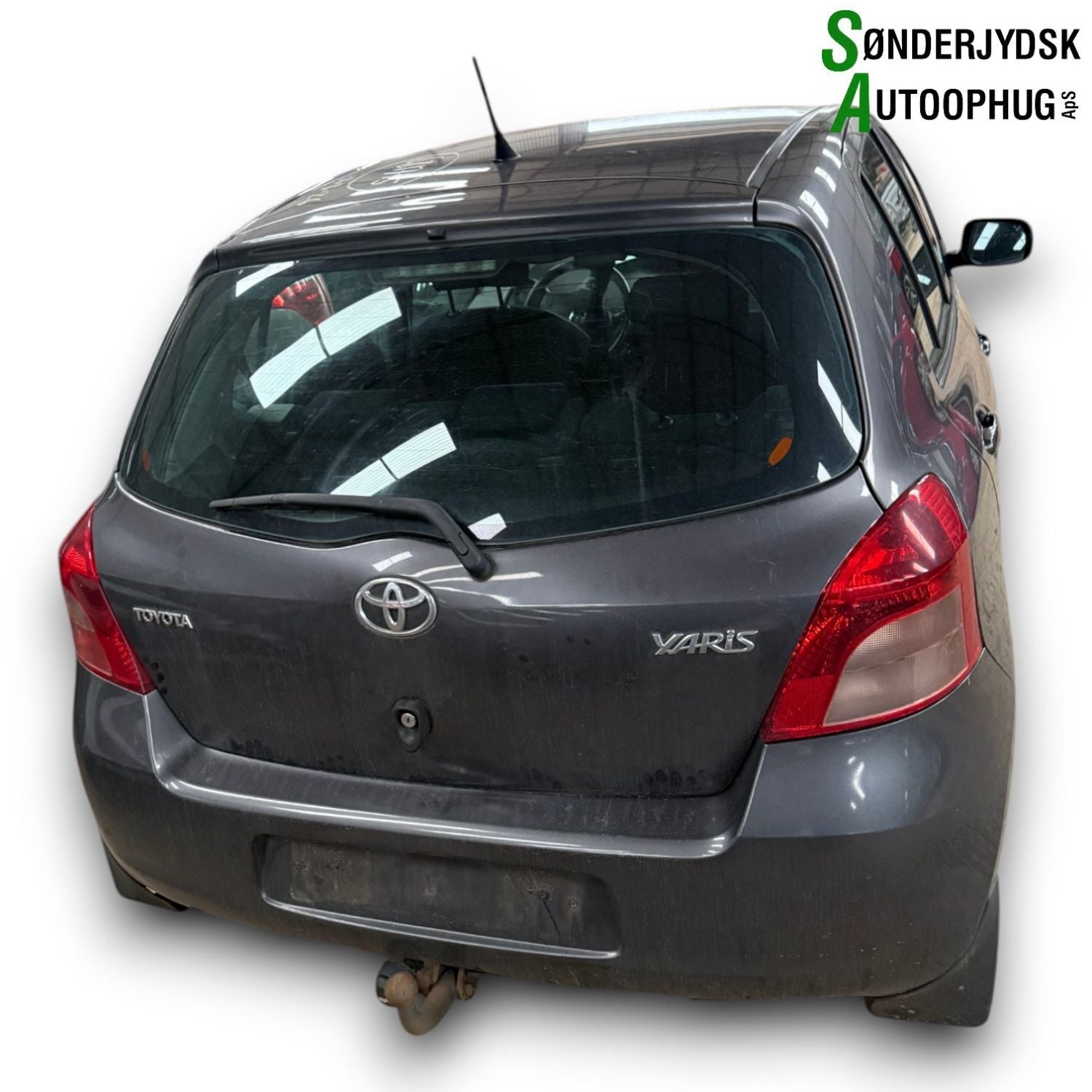 Toyota Yaris Pluk-Selv-Bil Med OEM Nr. Ophugger Fra Toyota Ophugger