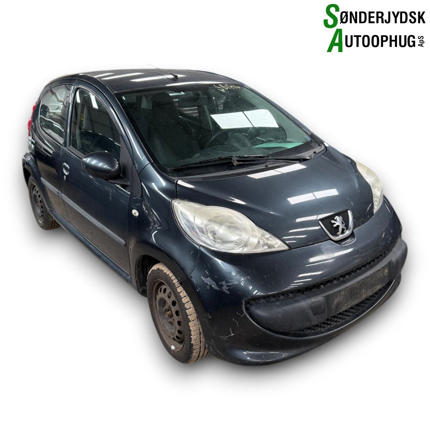 Peugeot 107 Pluk-Selv-Bil Med OEM Nr. Ophugger Fra Peugeot Ophugger