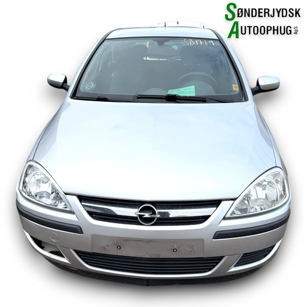 Opel Corsa C Pluk-Selv-Bil Med OEM Nr. Ophugger Fra Opel Ophugger