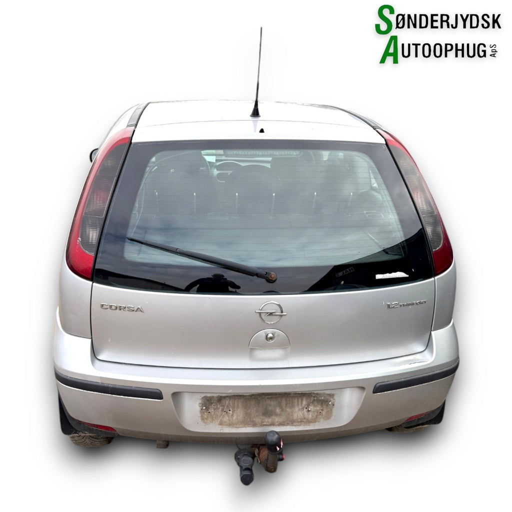 Opel Corsa C Pluk-Selv-Bil Med OEM Nr. Ophugger Fra Opel Ophugger