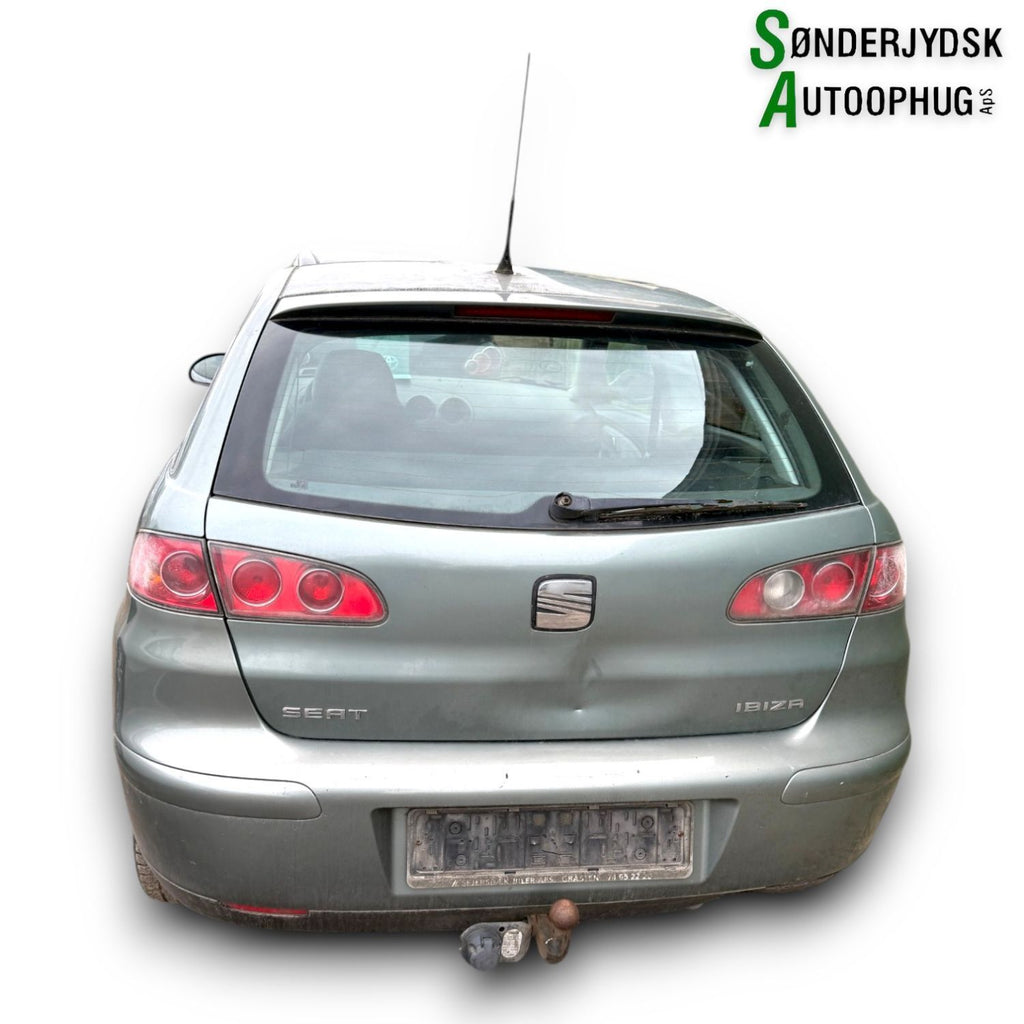 Seat Ibiza 6L Pluk-Selv-Bil Med OEM Nr. Ophugger Fra Seat Ophugger