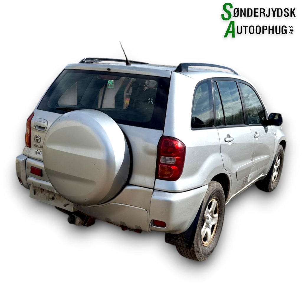 Toyota Rav 4 Pluk-Selv-Bil Med OEM Nr. Ophugger Fra Toyota Ophugger