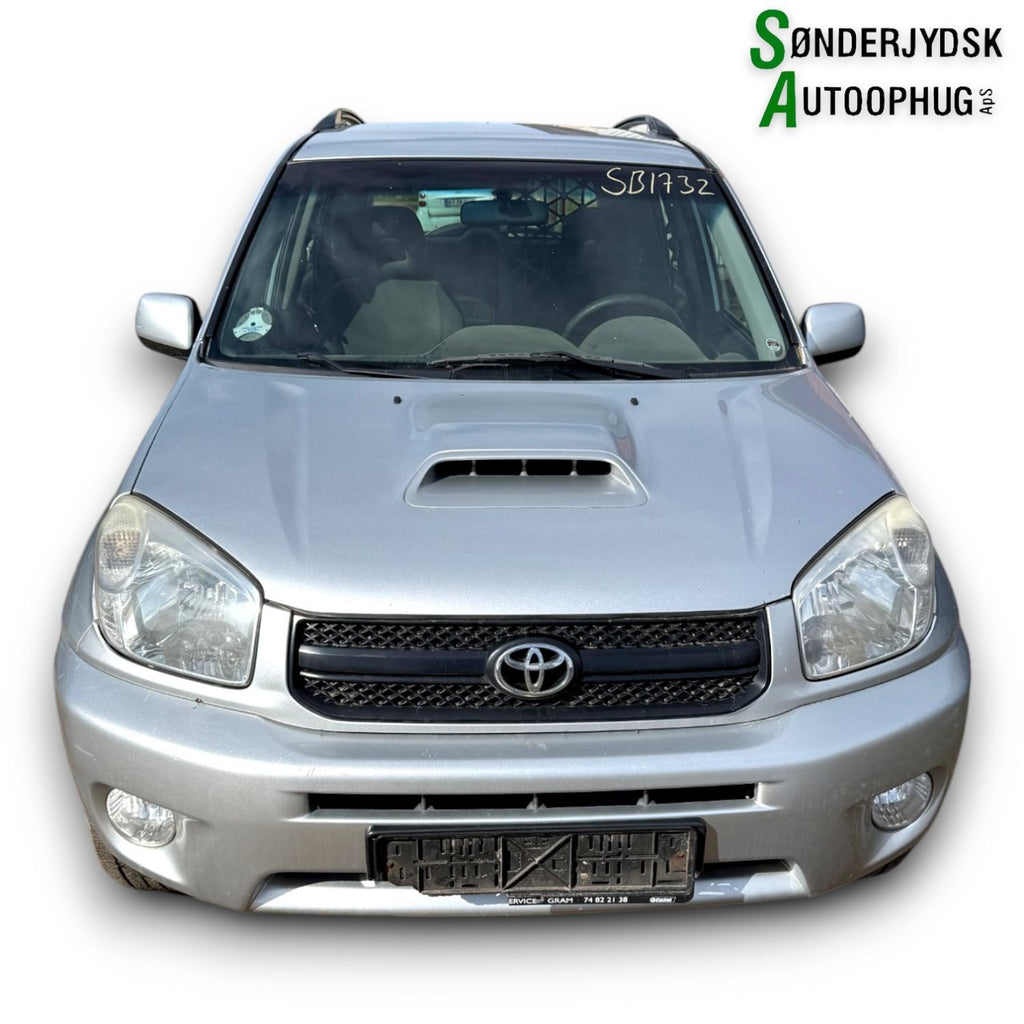 Toyota Rav 4 Pluk-Selv-Bil Med OEM Nr. Ophugger Fra Toyota Ophugger