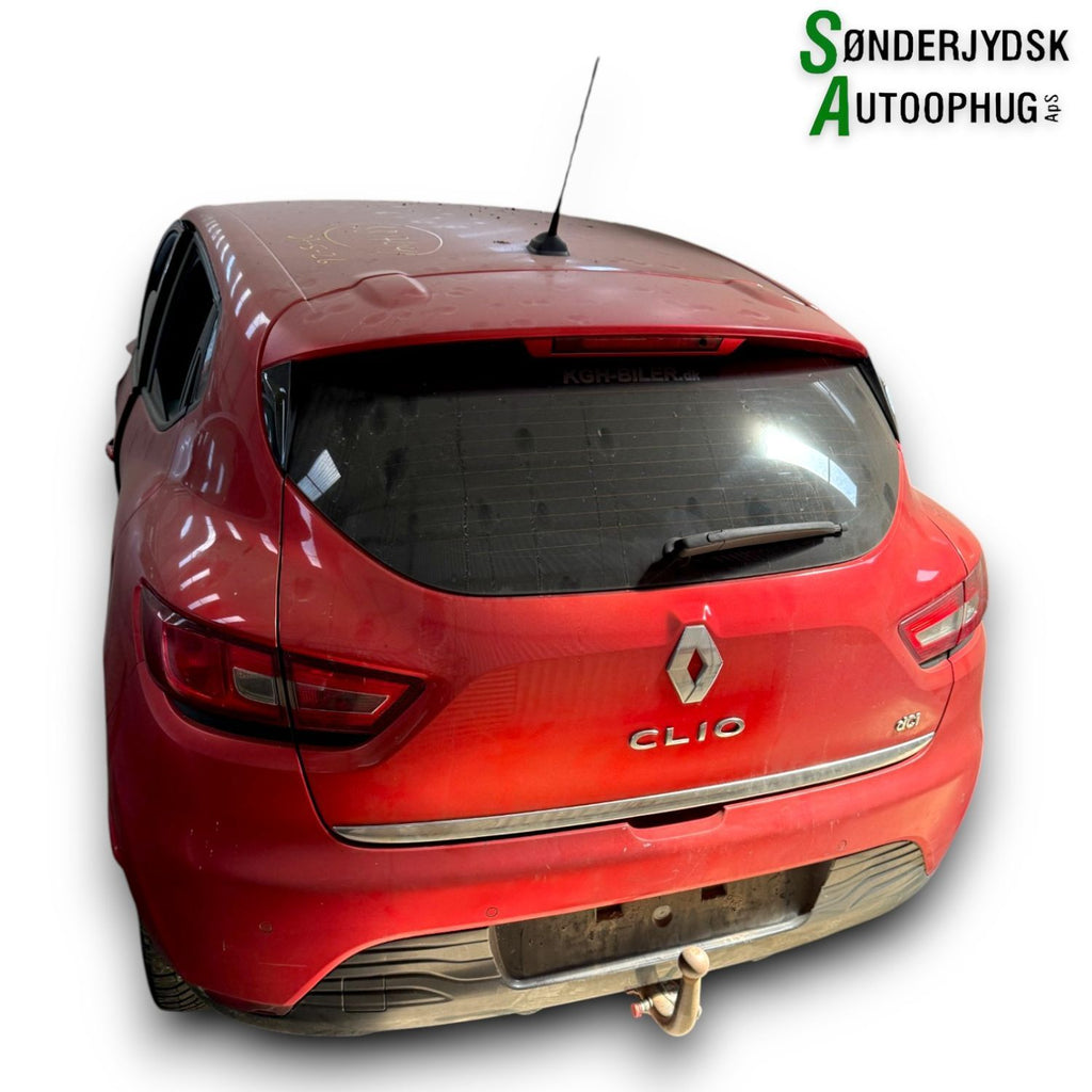 Renault Clio 4 Pluk-Selv-Bil Med OEM Nr. Ophugger Fra Renault Ophugger