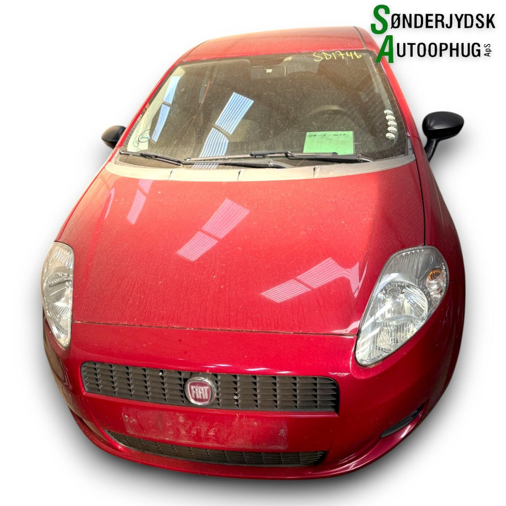 Fiat Punto Evo Pluk-Selv-Bil Med OEM Nr. Ophugger Fra Fiat Ophugger