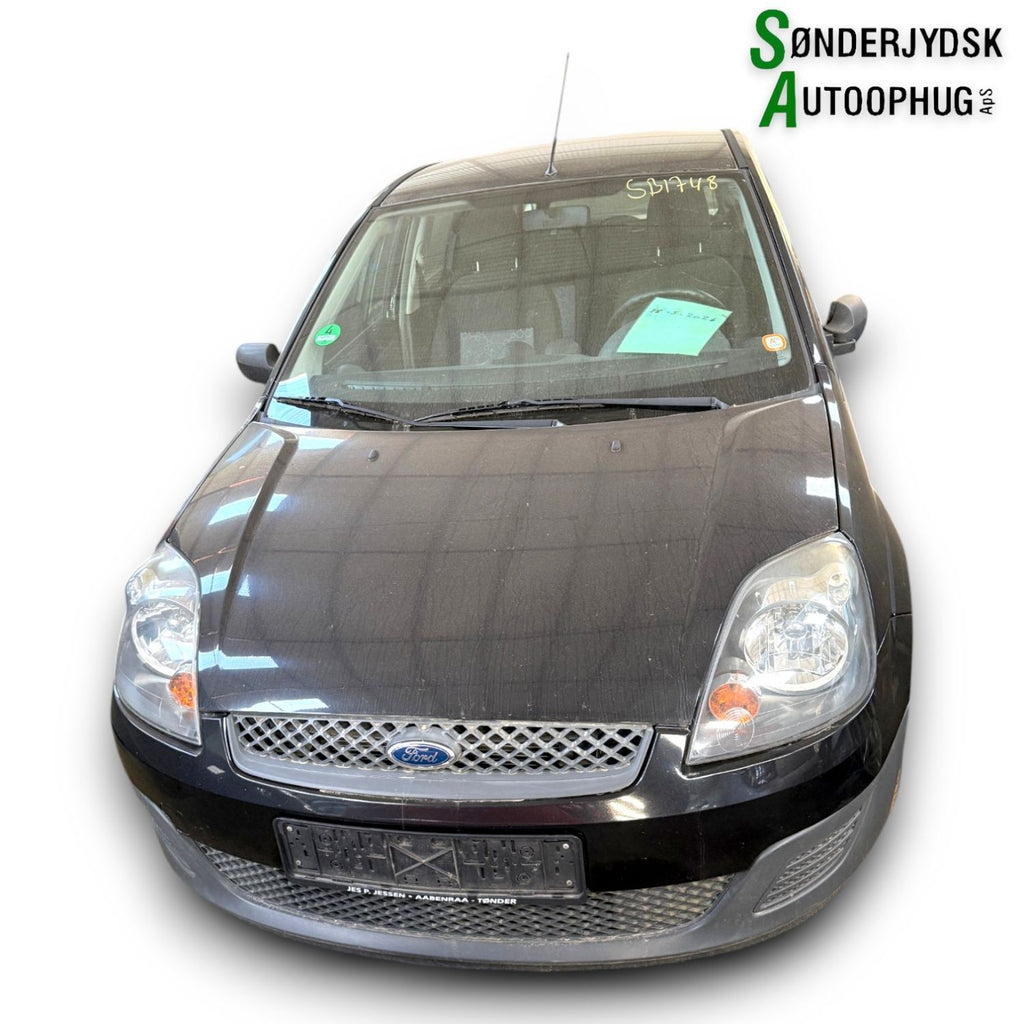 Ford Fiesta 4+5 Pluk-Selv-Bil Med OEM Nr. Ophugger Fra Ford Ophugger