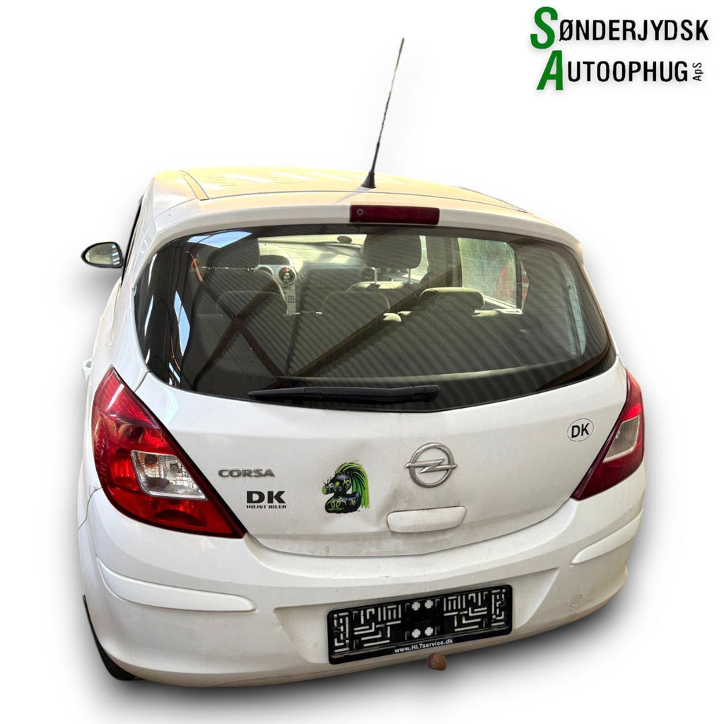 Opel Corsa D Pluk-Selv-Bil Med OEM Nr. Ophugger Fra Opel Ophugger