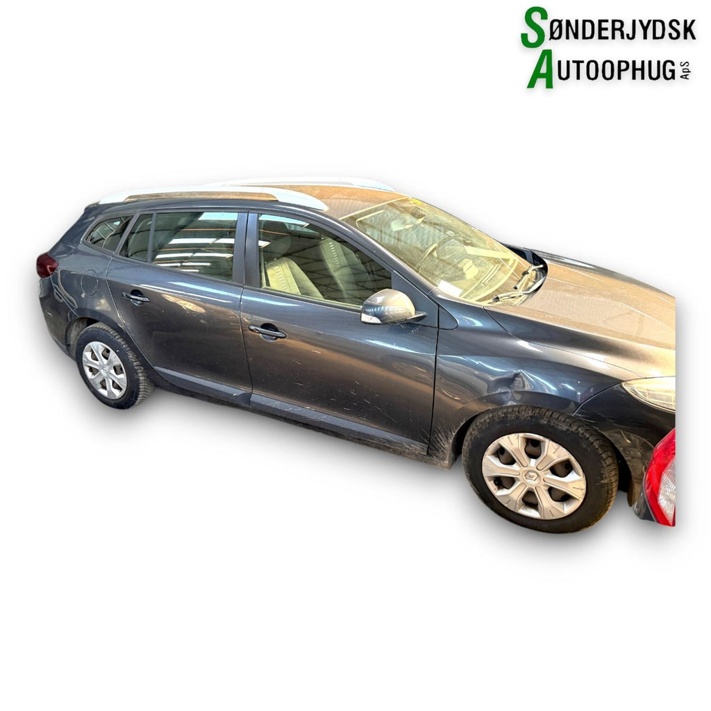 Renault Megane 3 Pluk-Selv-Bil Med OEM Nr. Ophugger Fra Renault Ophugger