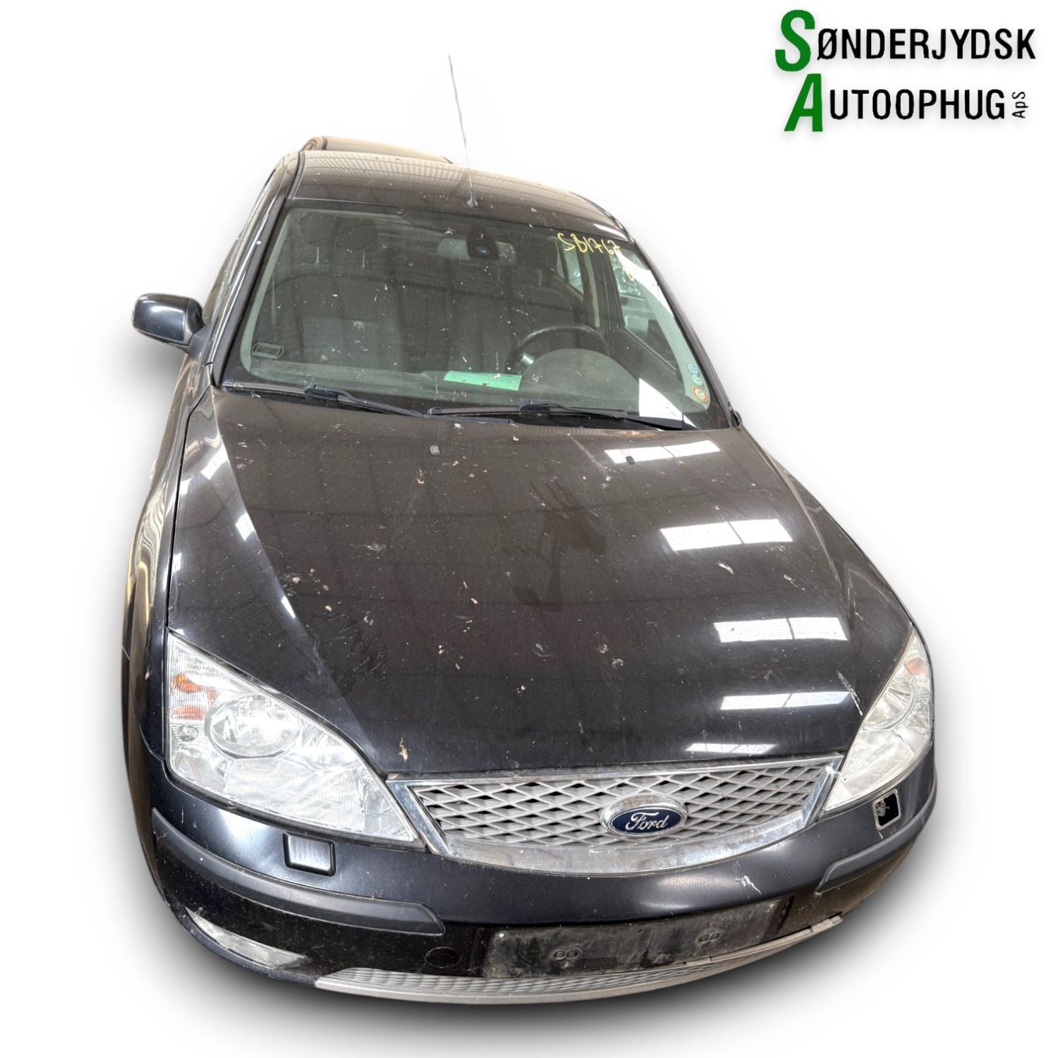 Ford Mondeo 3 Pluk-Selv-Bil Med OEM Nr. Ophugger Fra Ford Ophugger