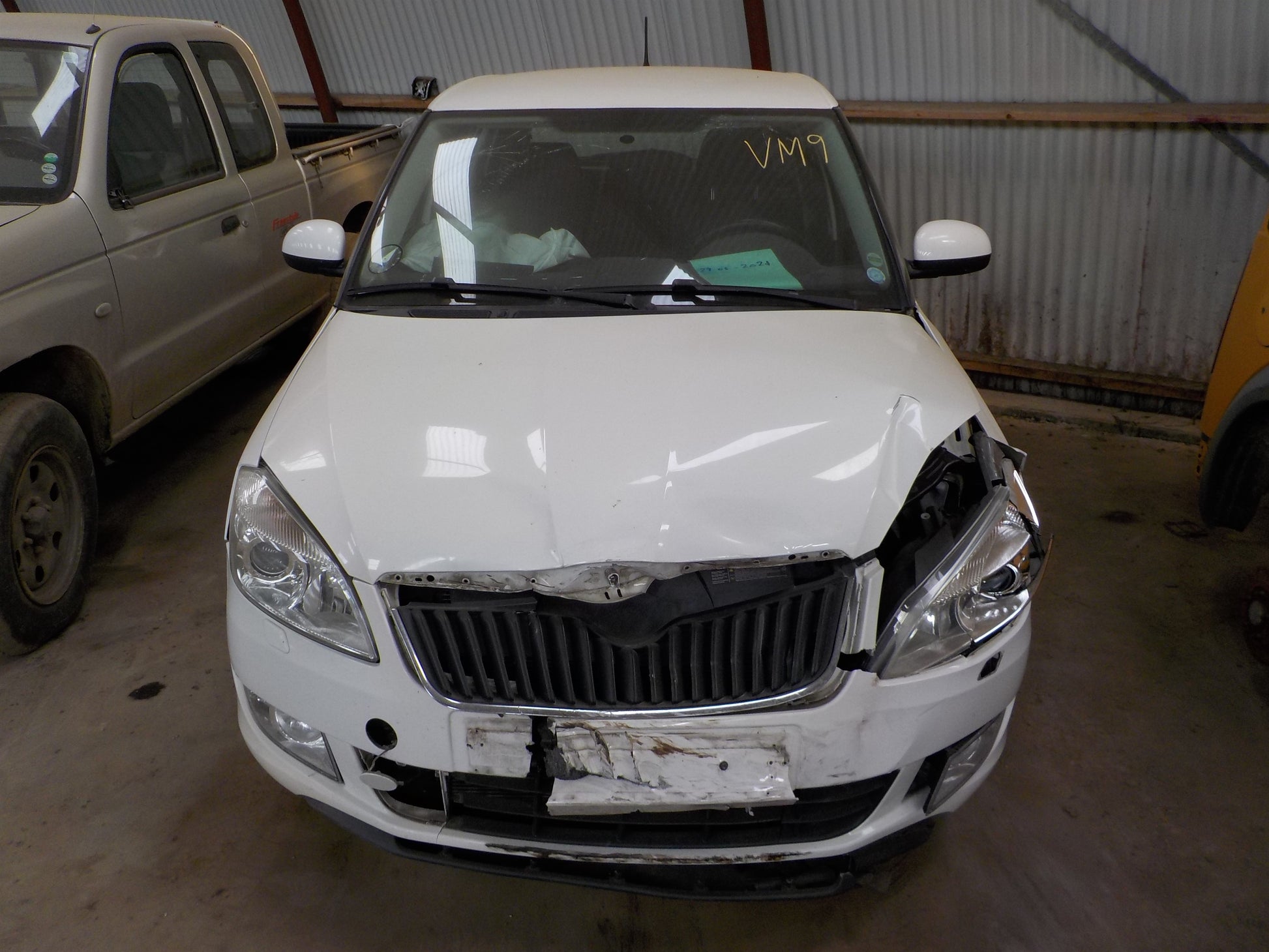 Skoda Fabia Pluk-Selv-Bil Med OEM Nr. TMBEM65J3D3118496 Fra Skoda Ophugger