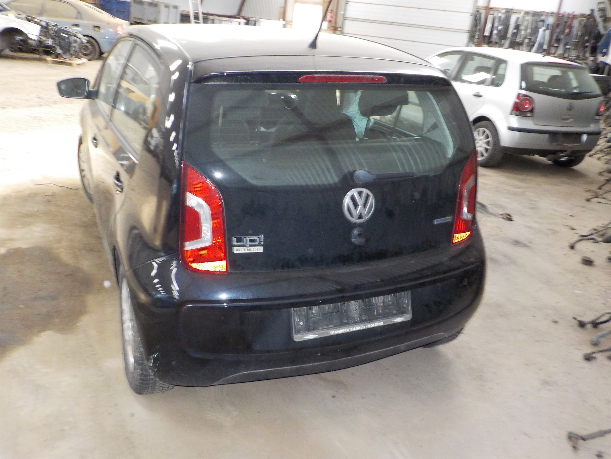 VW UP Pluk-Selv-Bil Med OEM Nr. Ophugger Fra VW Ophugger
