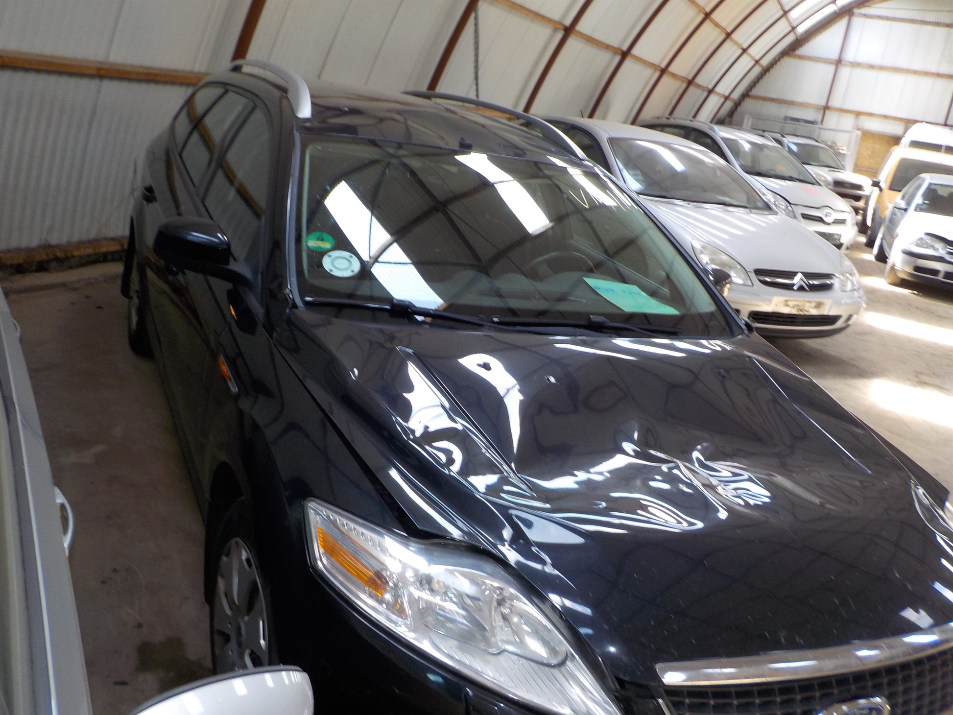 Ford Mondeo 4 Pluk-Selv-Bil Med OEM Nr. Ophugger Fra Ford Ophugger