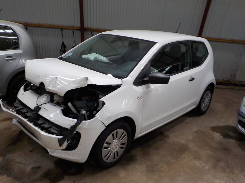 VW Up Pluk-Selv-Bil Med OEM Nr. Ophugger Fra VW Ophugger