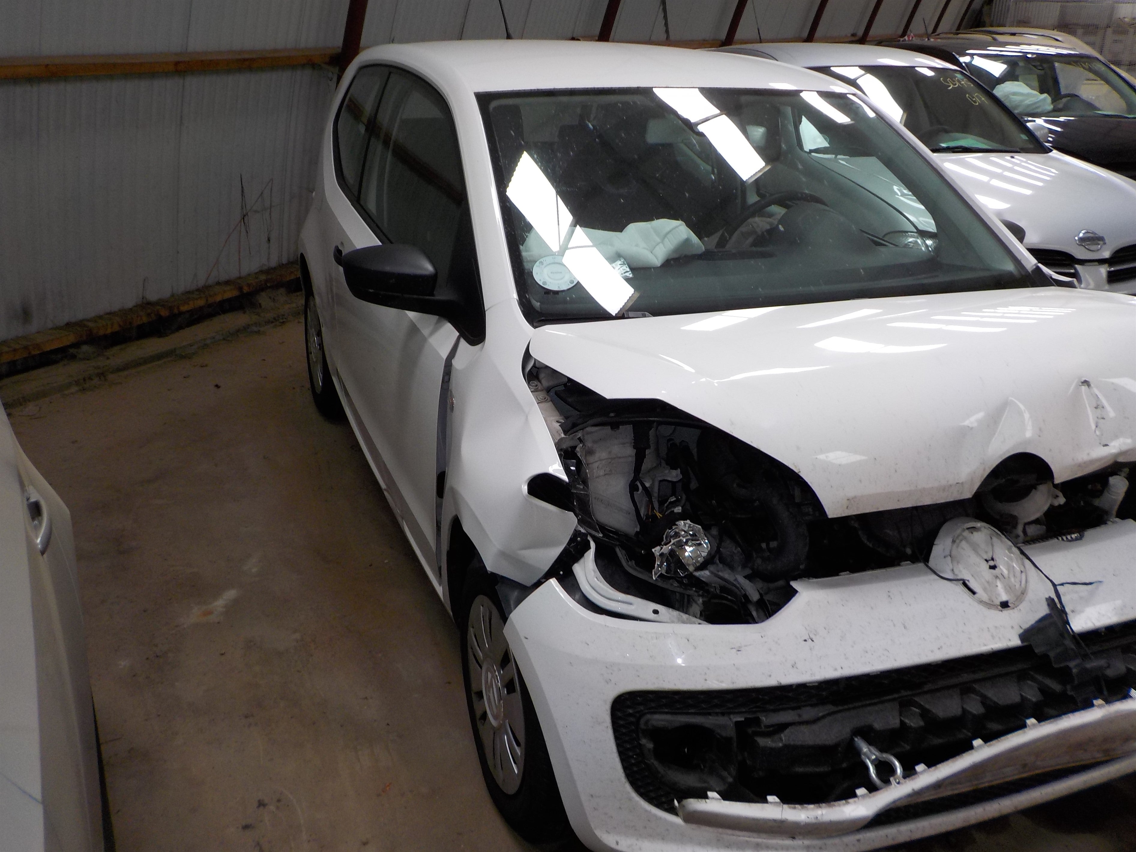 VW Up Pluk-Selv-Bil Med OEM Nr. Ophugger Fra VW Ophugger