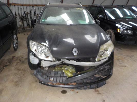 Renault Laguna 3 Pluk-Selv-Bil Med OEM Nr. Ophugger Fra Renault Ophugger