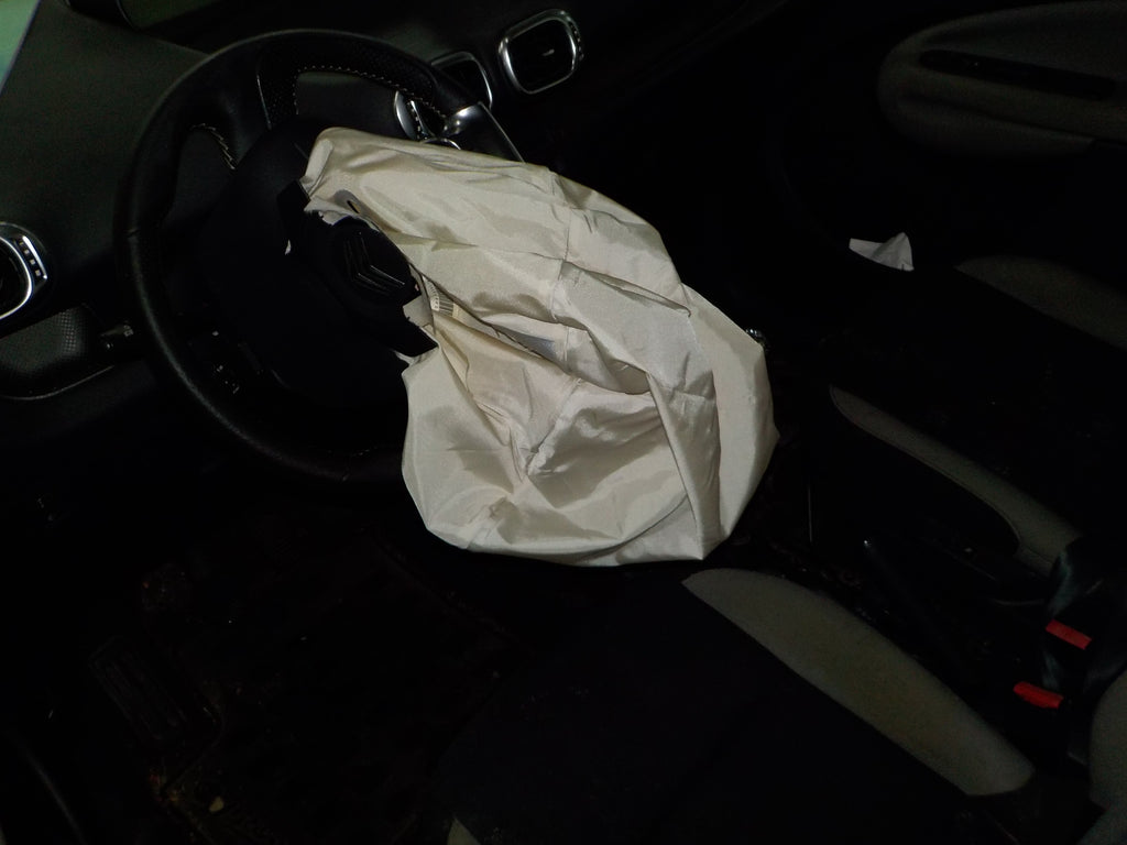 Citroen C3 Picasso Pluk-Selv-Bil Med OEM Nr. Ophugger Fra Citroen Ophugger