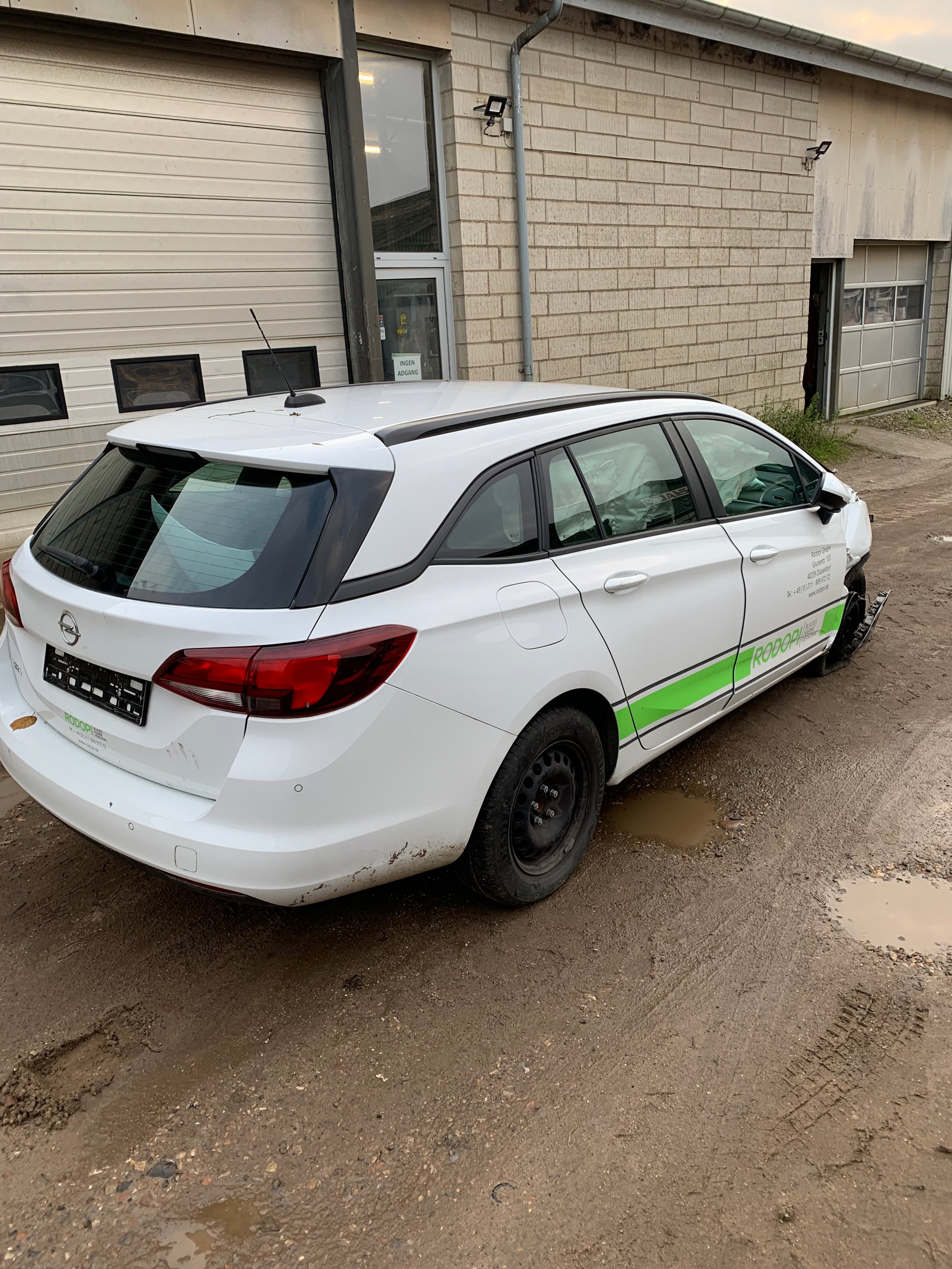 Opel Astra K Pluk-Selv-Bil Med OEM Nr. Ophugger Fra Opel Ophugger