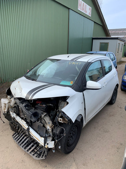 Citroen C1 Pluk-Selv-Bil Med OEM Nr. Ophugger Fra Citroen Ophugger