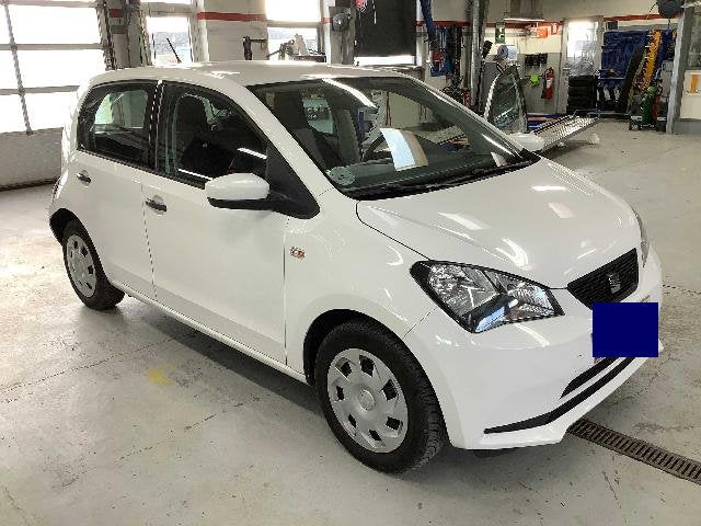 Seat Mii Pluk-Selv-Bil Med OEM Nr. Ophugger Fra Seat Ophugger