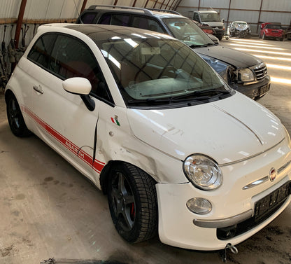 Fiat 500 Pluk-Selv-Bil Med OEM Nr. Ophugger Fra Fiat Ophugger