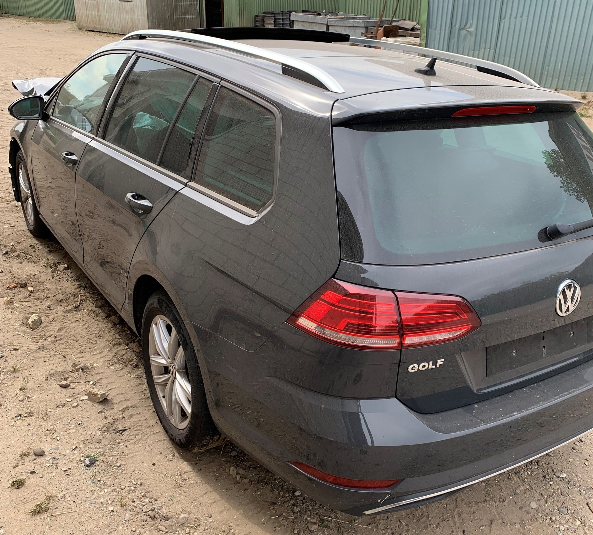VW Golf 7 AU Pluk-Selv-Bil Med OEM Nr. Ophugger Fra VW Ophugger