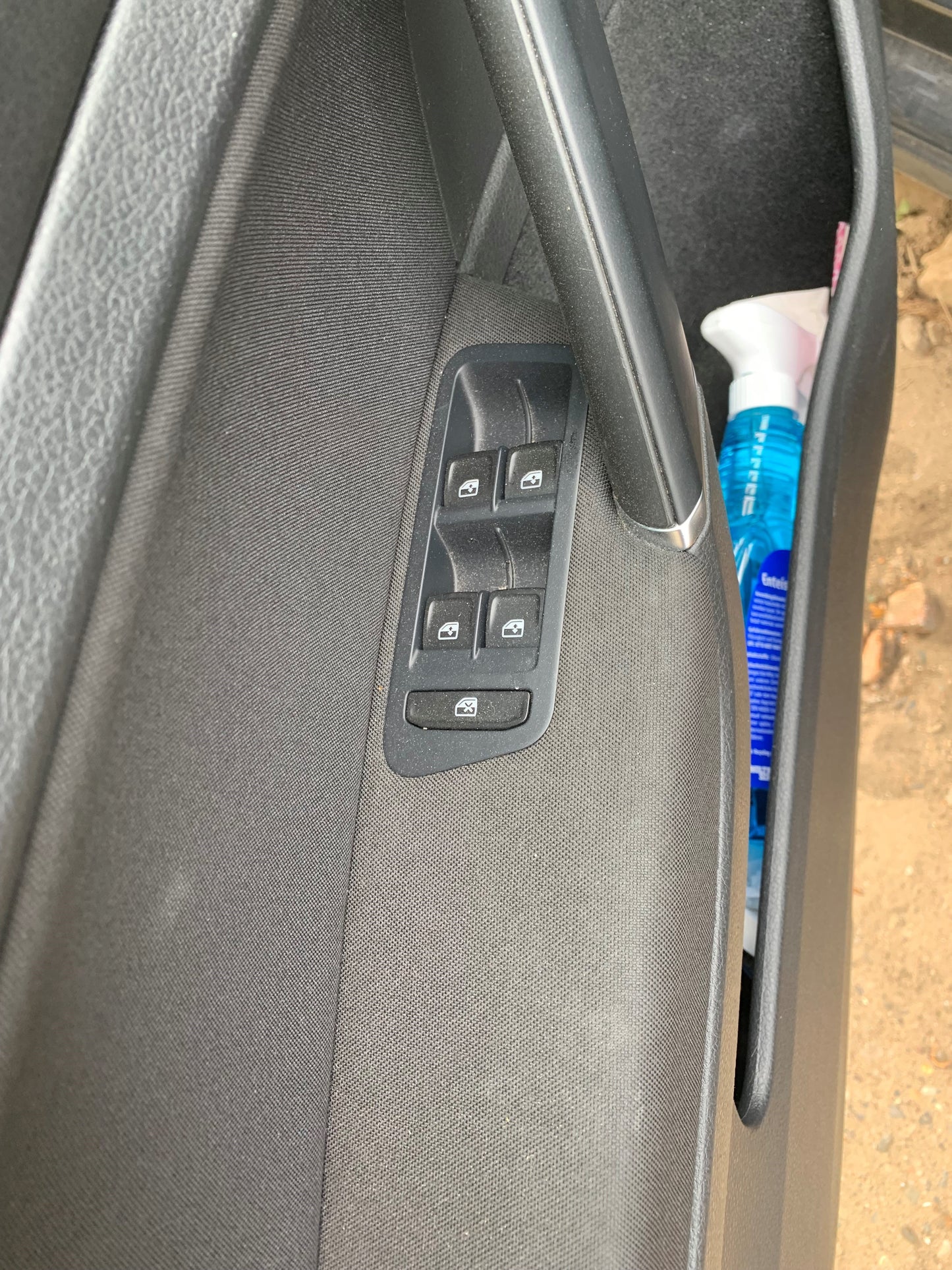 VW Golf 7 AU Pluk-Selv-Bil Med OEM Nr. Ophugger Fra VW Ophugger