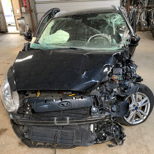 Ford S‑Max 2 Pluk-Selv-Bil Med OEM Nr. Ophugger Fra Ford Ophugger