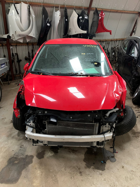 Opel Corsa E Pluk-Selv-Bil Med OEM Nr. Ophugger Fra Opel Ophugger
