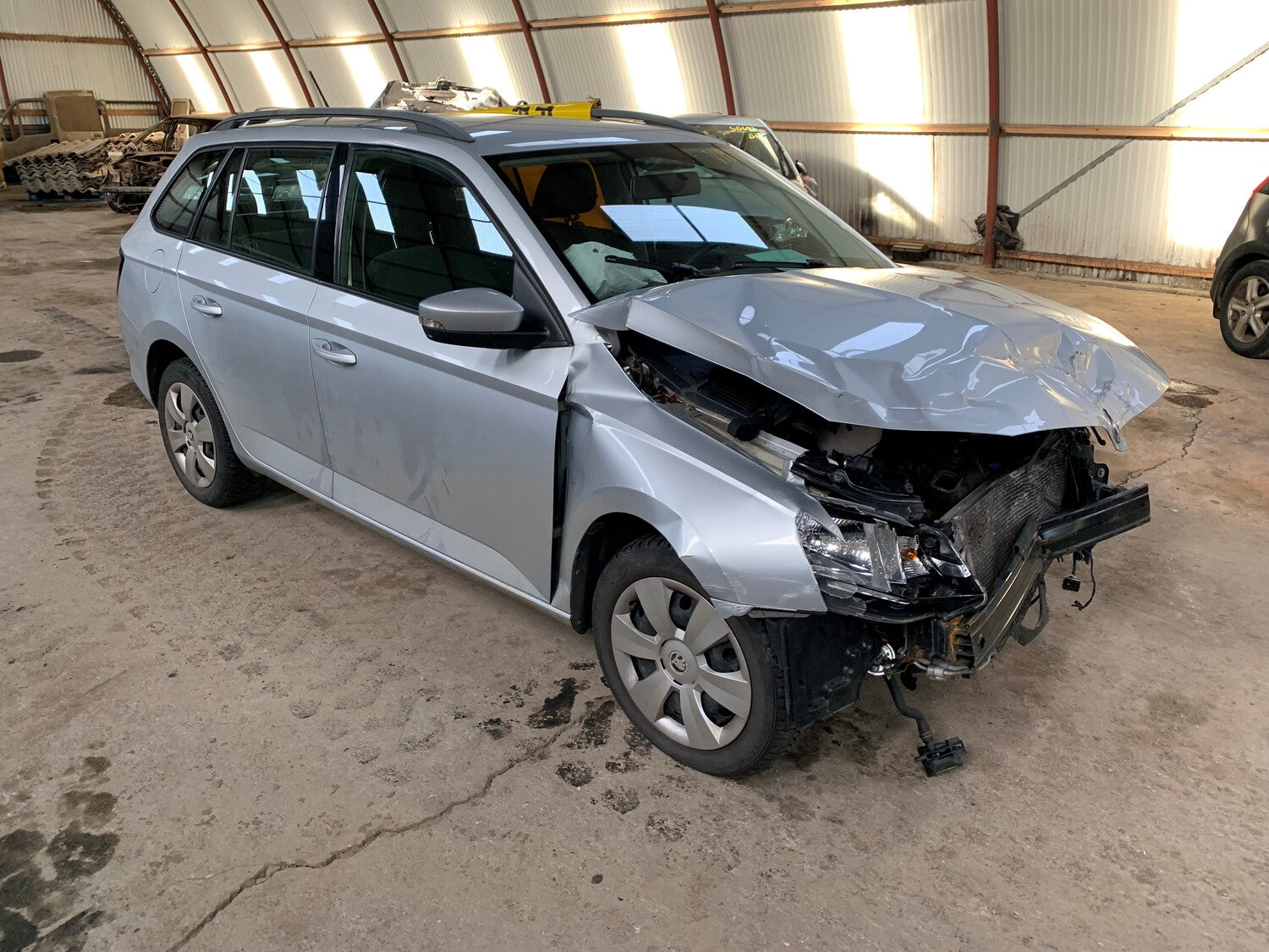 Skoda Fabia Pluk-Selv-Bil Med OEM Nr. TMBJJ6NJ5GZ051330 Fra Skoda Ophugger
