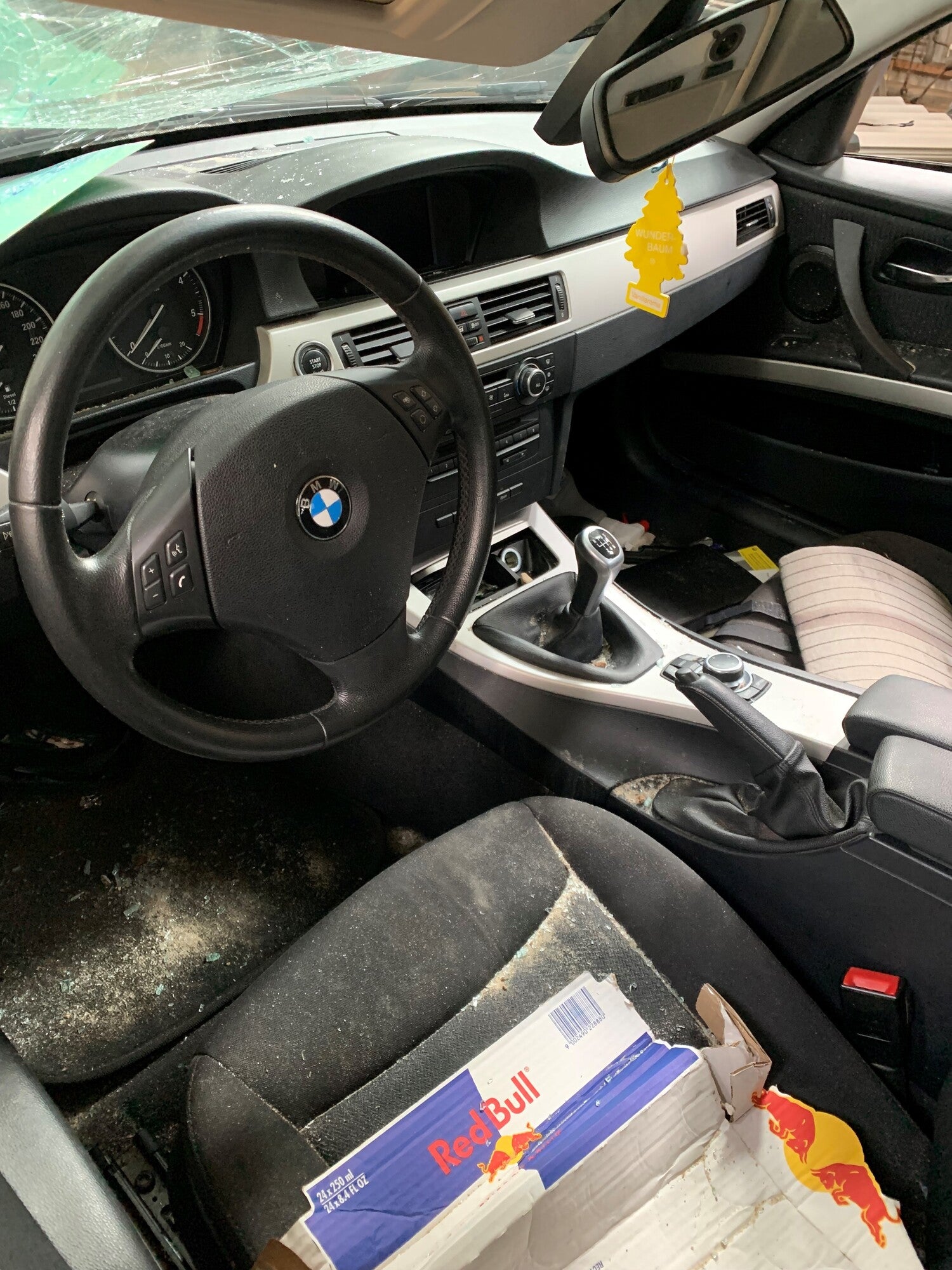 BMW 3-Serie E90/E91/E92/E Pluk-Selv-Bil Med OEM Nr. Ophugger Fra BMW Ophugger