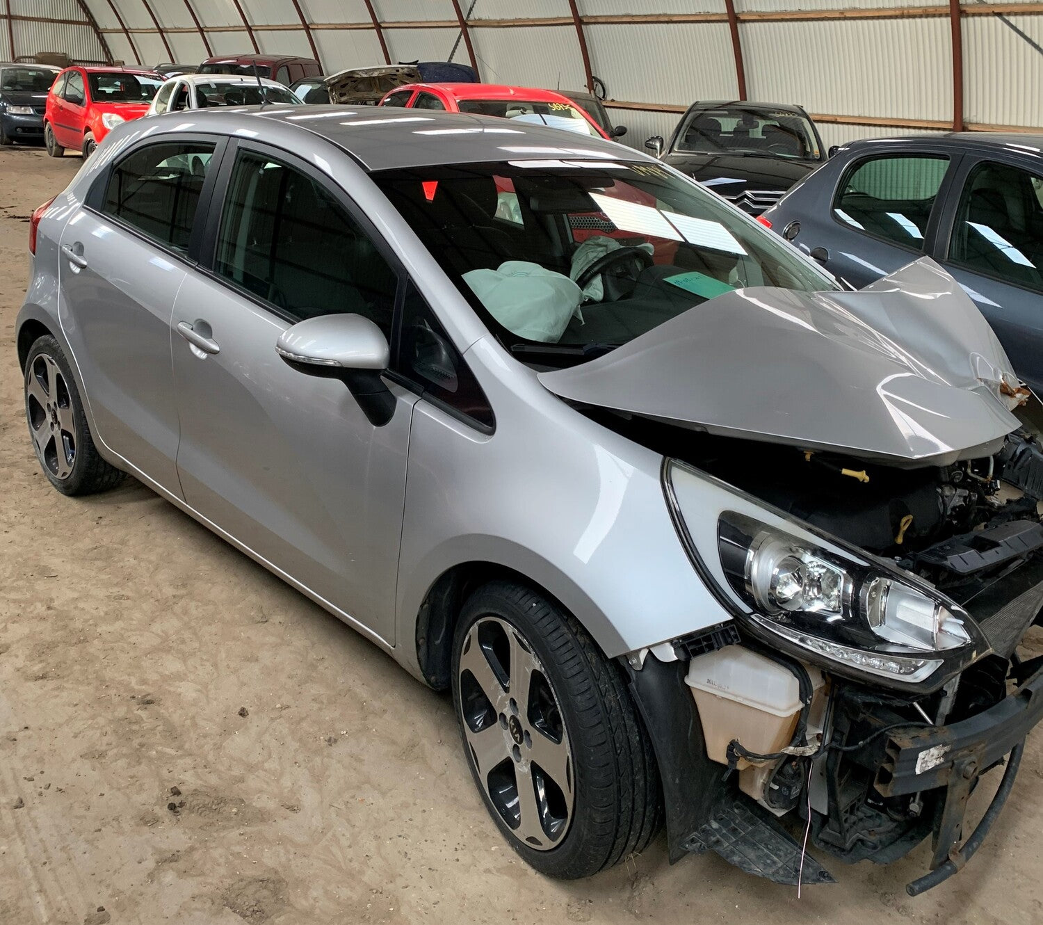 Kia Rio Ub Pluk-Selv-Bil Med OEM Nr. Ophugger Fra Kia Ophugger