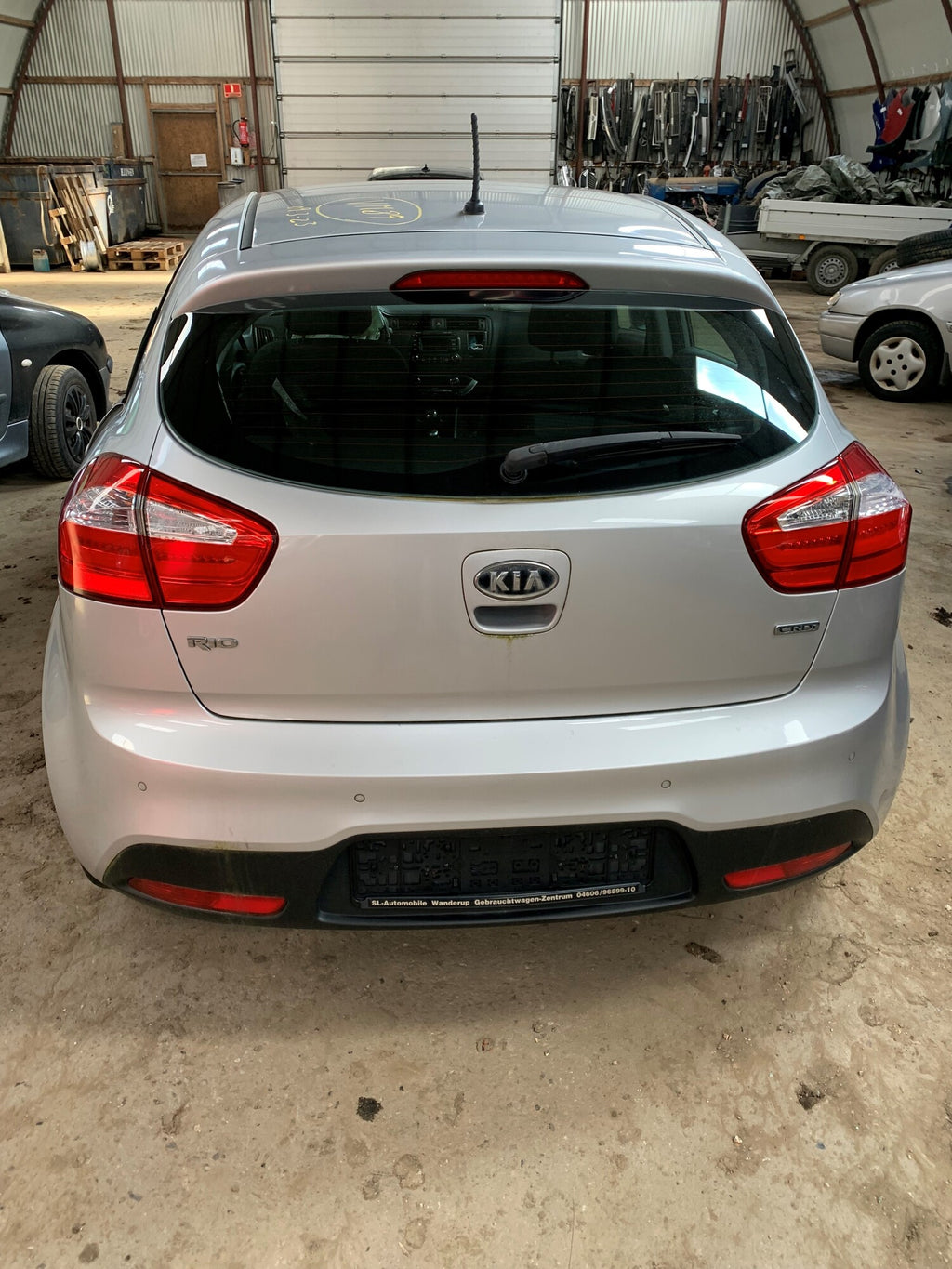 Kia Rio Ub Pluk-Selv-Bil Med OEM Nr. Ophugger Fra Kia Ophugger