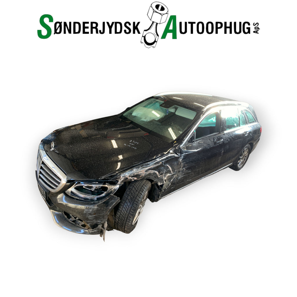Mercedes-Benz Mercedes C W205 Pluk-Selv-Bil Med OEM Nr. Ophugger Fra Mercedes-Benz Ophugger