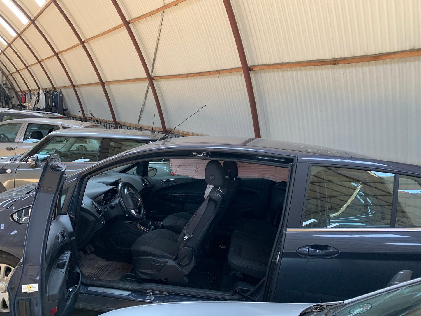 Ford B‑Max Pluk-Selv-Bil Med OEM Nr. Ophugger Fra Ford Ophugger