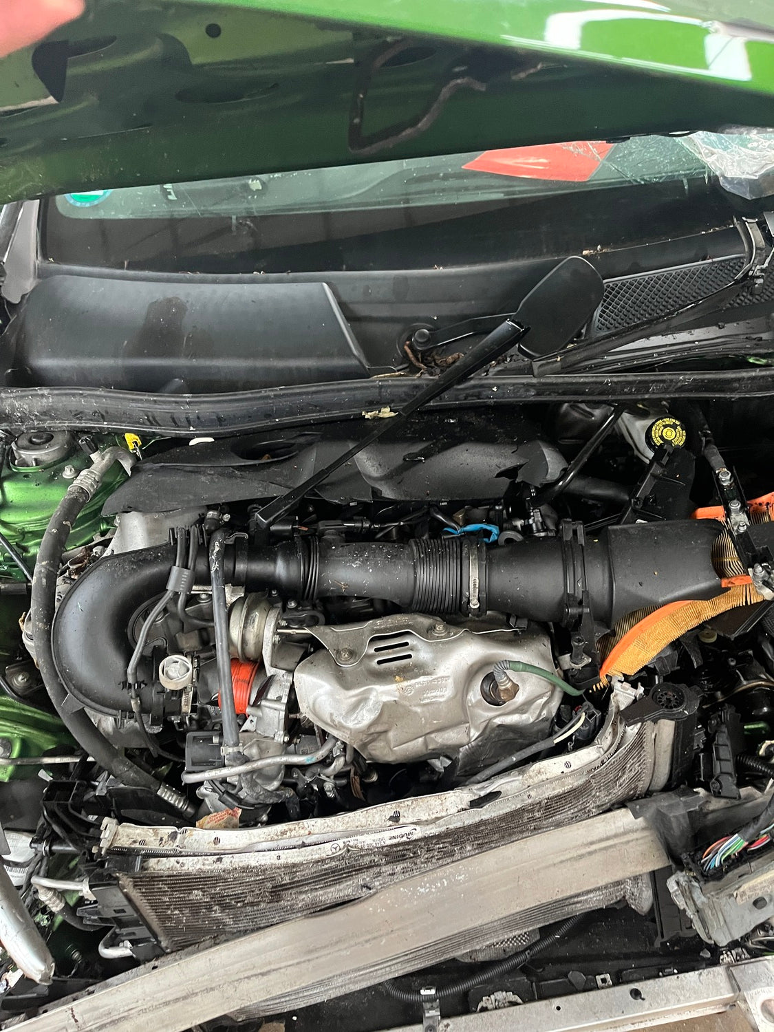 Mercedes-Benz A-W176 Pluk-Selv-Bil Med OEM Nr. Ophugger Fra Mercedes-Benz Ophugger