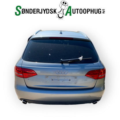 Audi A4 8K Pluk-Selv-Bil Med OEM Nr. WAUZZZ8K6CA010342 Fra Audi Ophugger