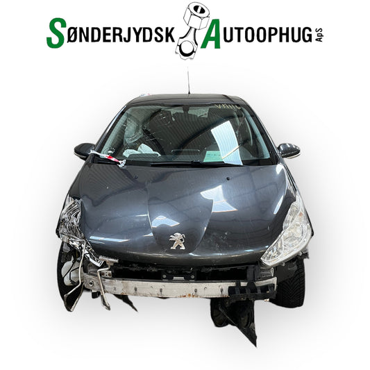 Peugeot 208 Pluk-Selv-Bil Med OEM Nr. Ophugger Fra Peugeot Ophugger