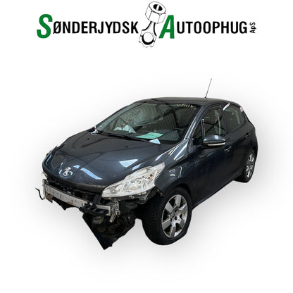 Peugeot 208 Pluk-Selv-Bil Med OEM Nr. Ophugger Fra Peugeot Ophugger